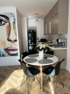 Uroczy apartament z ogrodem, Rumia